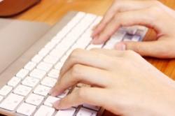 客室乗務員職の新卒採用でANAもJALも二次で落ちました。
諦めきれず、両方の既卒入社を目指したいと考えています。

既卒入社というのは、新卒とは全く選考内容や難易度が違うのでしょうか。
また、新卒で入社する会社で何年くらい経験を積む必要があるとかはあるのでしょうか。いきなり来年の既卒受けても大丈夫なのか、やはり新卒の会社で、ある程度社会人経験を積んでから受けるべきなのか知りたいです。
（ペンネーム・あんなさん）